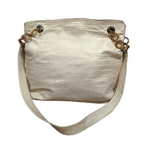 Vintage High Fashion Canada Cream/Ivory Leather Gold Chain Shoulder Bag